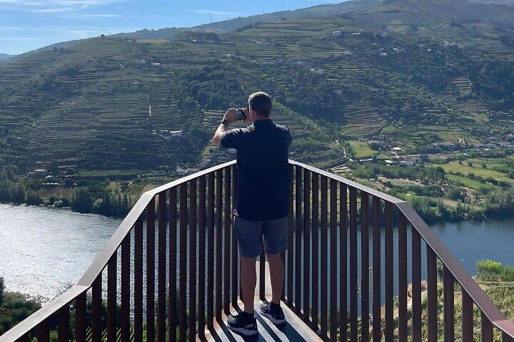 A sip of serenity in Douro Valley