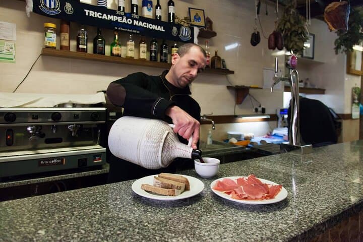 Organic wine and cured ham