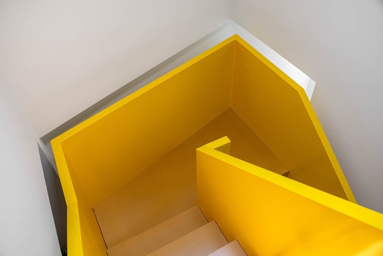 A'Mar - Room B