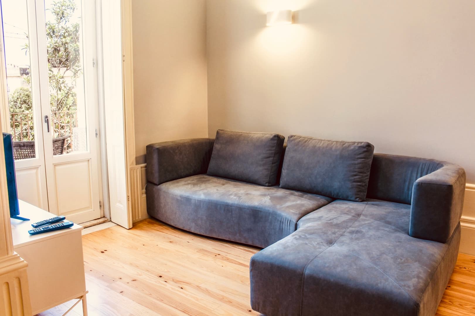 Classic Comfort at Porto Center