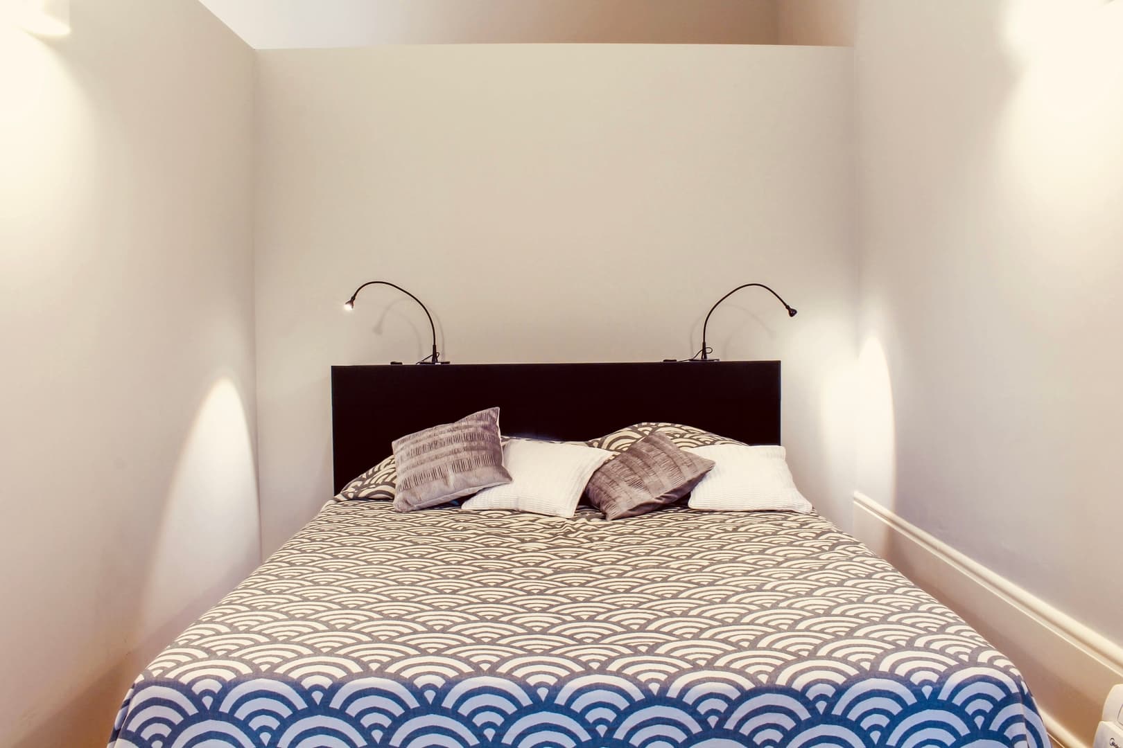 Classic Comfort at Porto Center