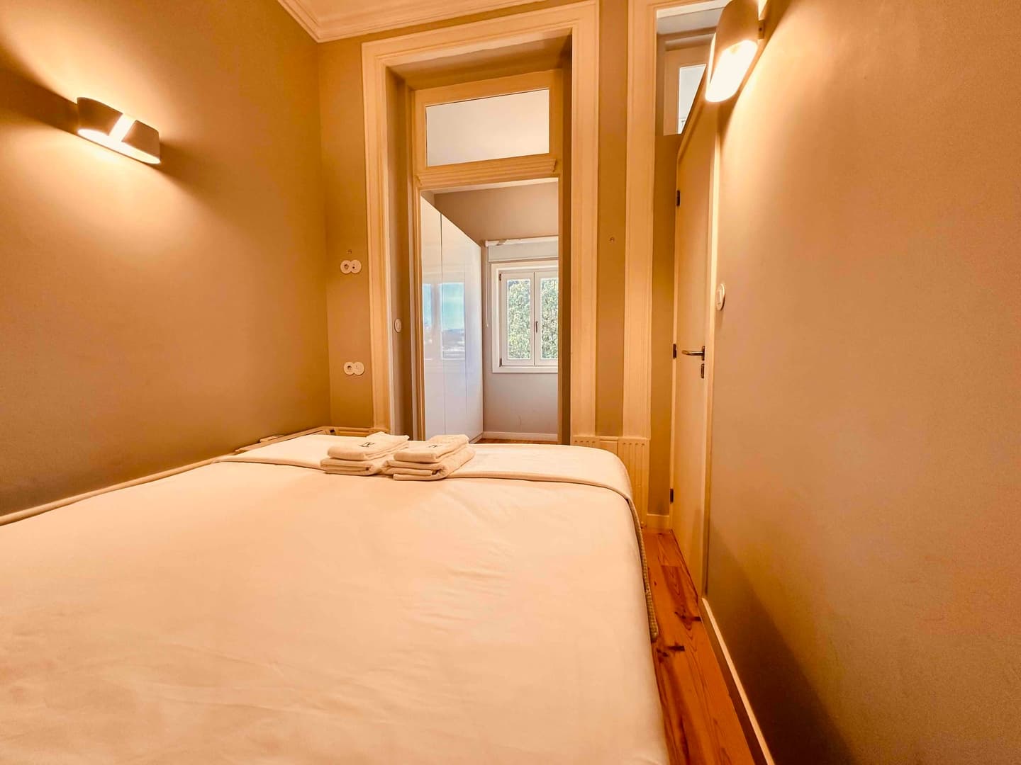 Classic Comfort at Porto Center