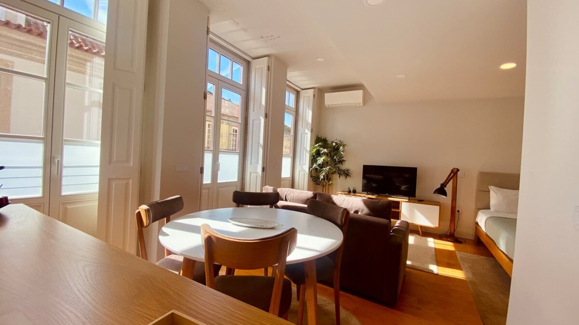 SM Apartments - Apartment E
