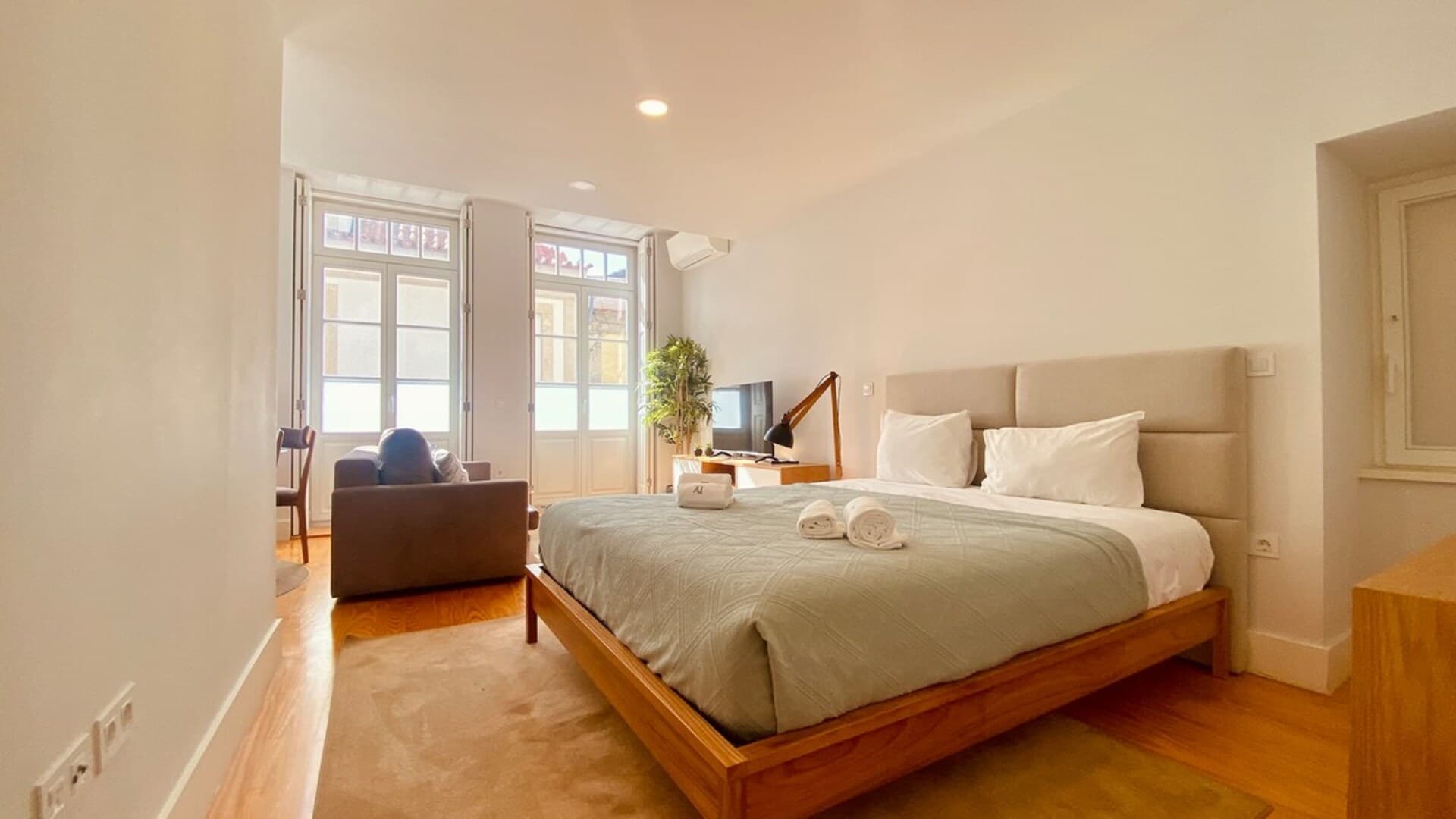 SM Apartments - Apartment E