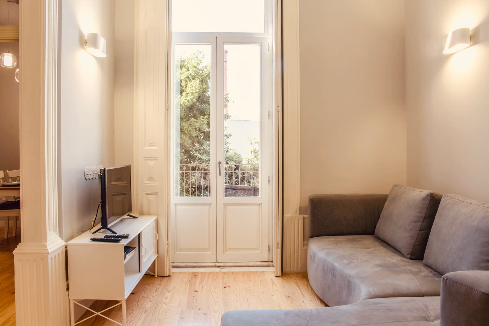 Classic Comfort at Porto Center