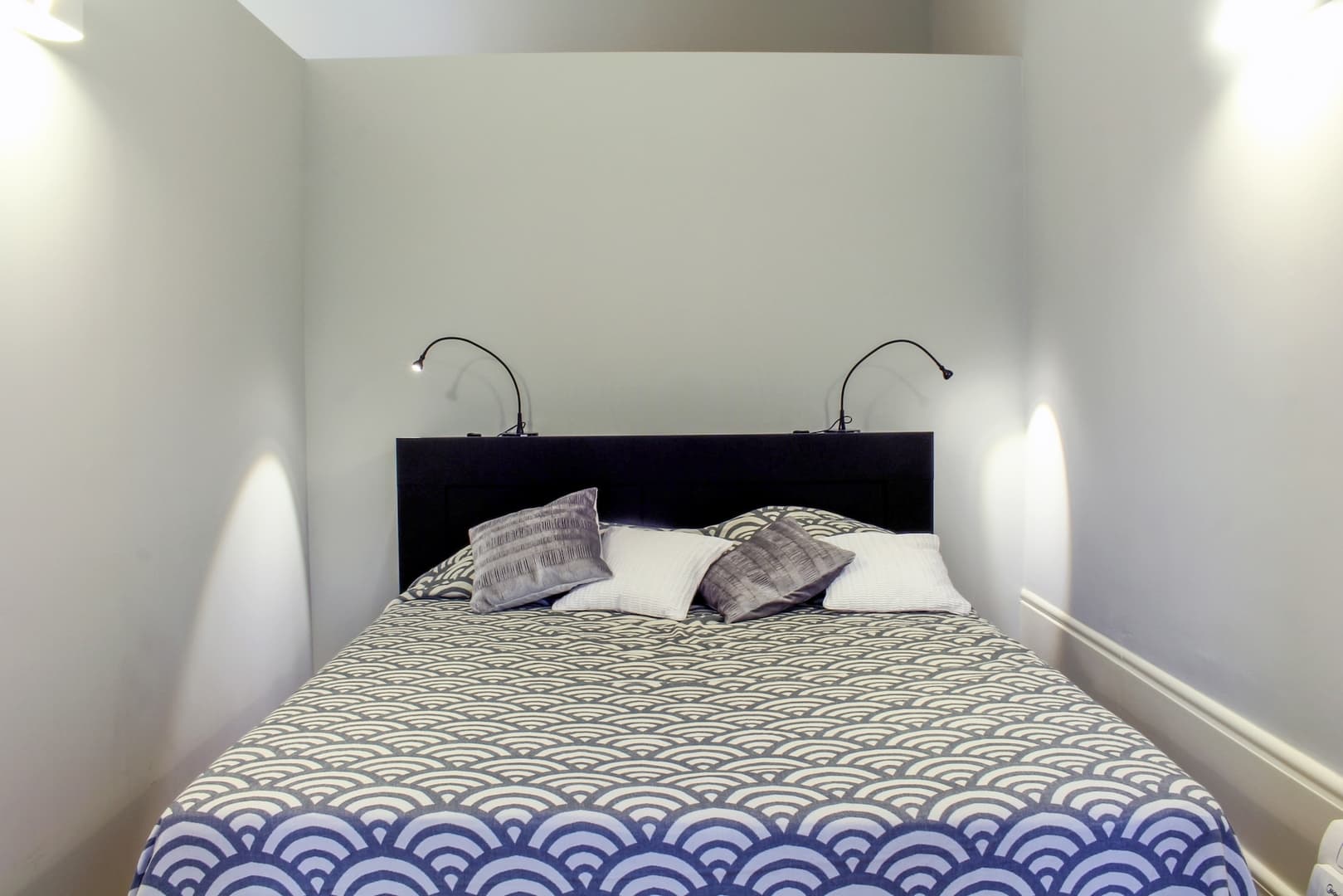 Classic Comfort at Porto Center